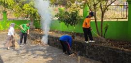 JUM'AT BERSIH KALURAHAN PENGKOK